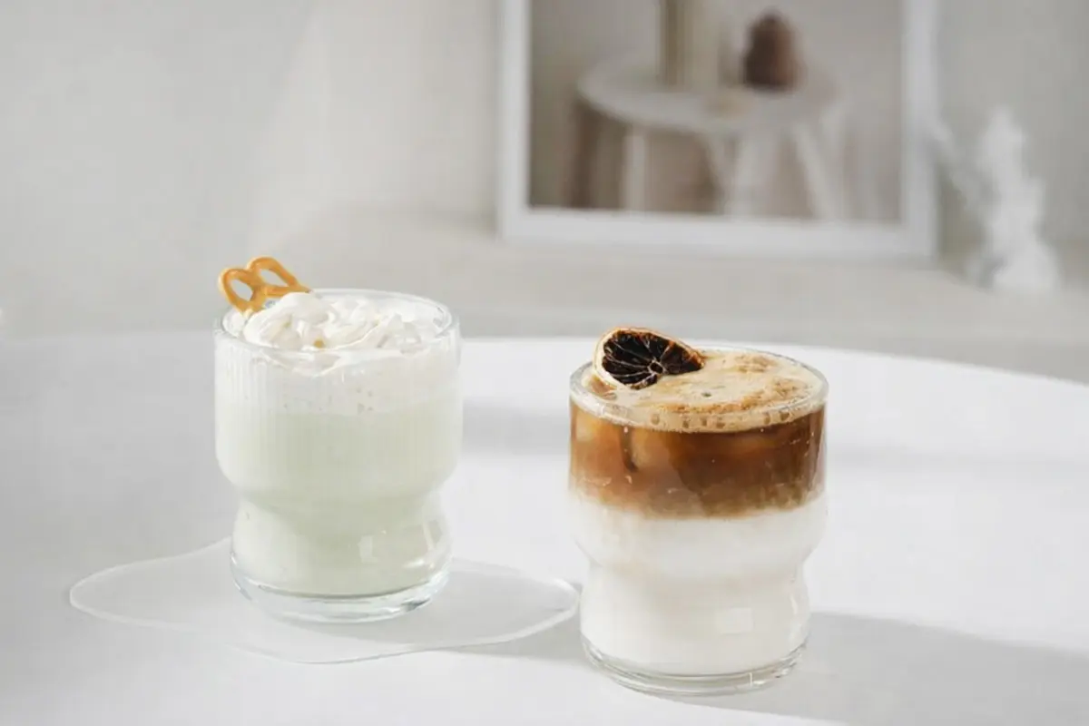 Clear coffee glasses for latte and specialty hot drink presentation