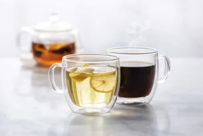 Borosilicate glass material used for lightweight heat-resistant drinkware