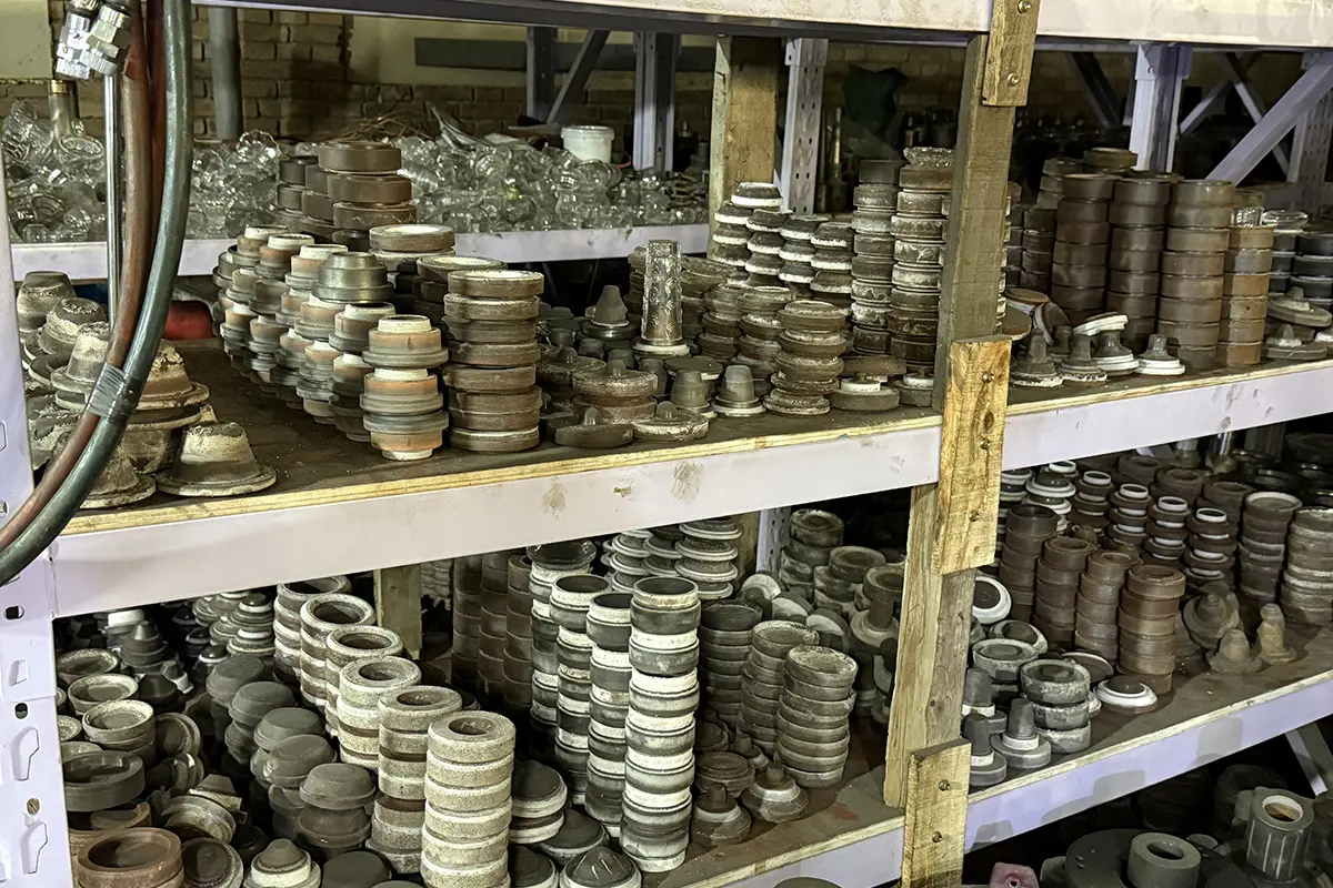 Mold room for glassware tooling and mold preparation